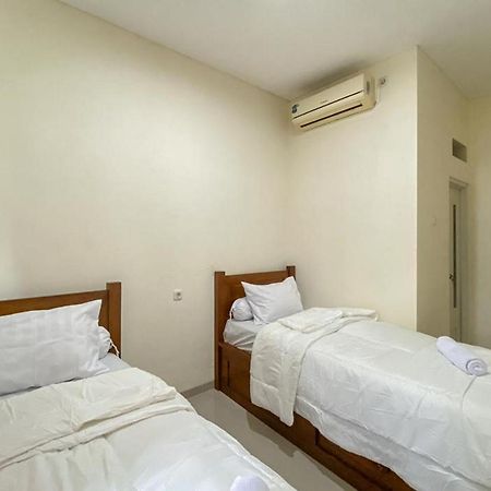 Nipa Guest House Near Universitas Widyagama Mitra Reddoorz Blimbing  Exterior photo